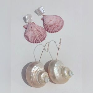 2 pairs of shell earrings.